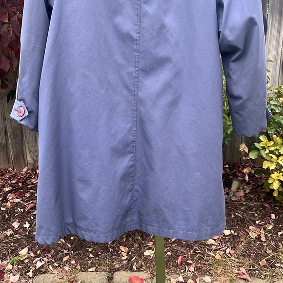 VTG Essential London Fog Blue / Lined  Polyester Coat Sz 10 Reg - Picture 9 of 15